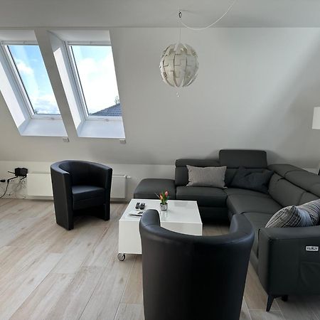 Helle, Grosszuegige Ferienwohnung Fuer 2 - 3 Personen Mit Parkplatz + E-Ladestation In Buchholz, Nordheide Buchholz in der Nordheide Kültér fotó