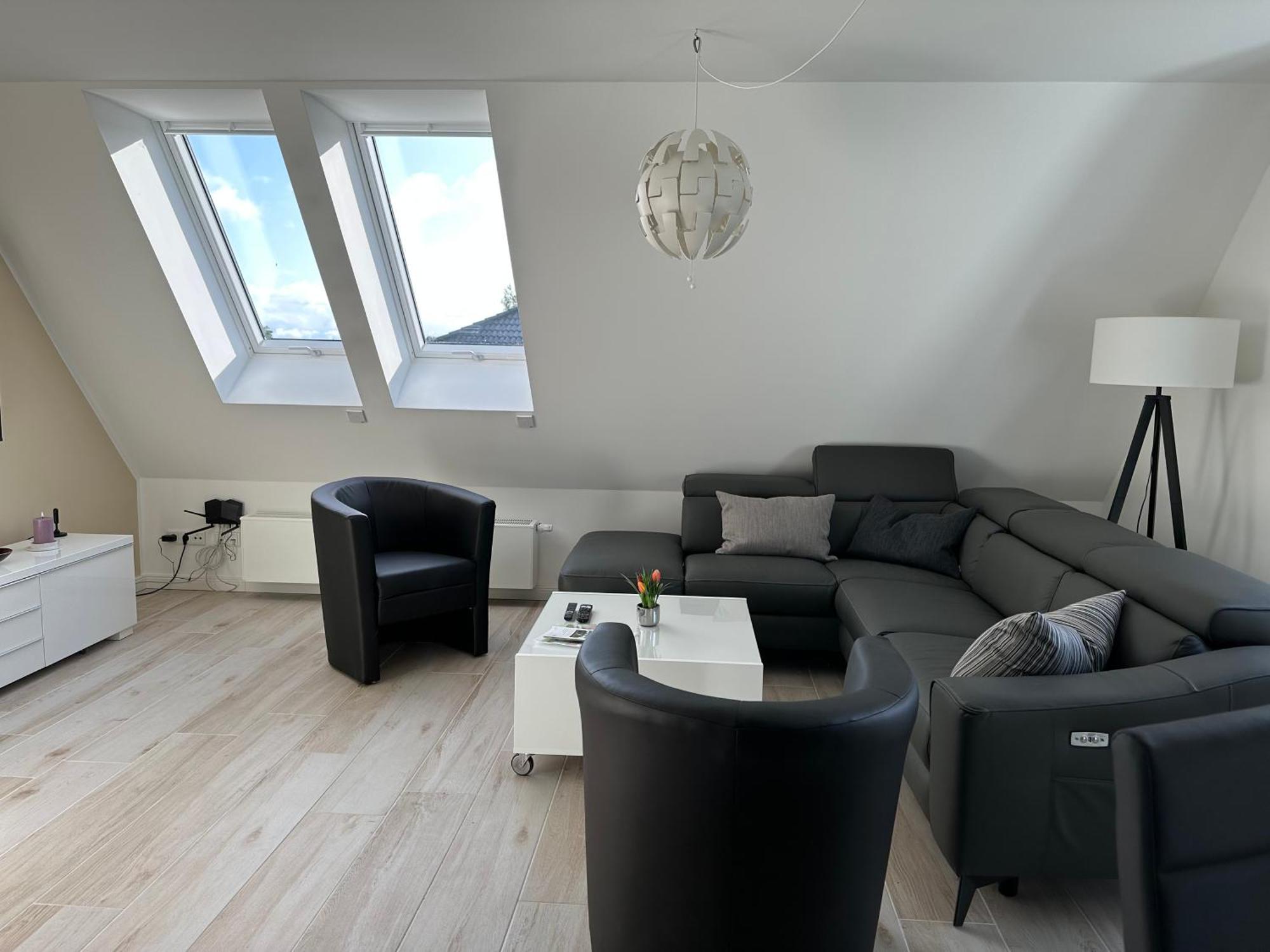 Helle, Grosszuegige Ferienwohnung Fuer 2 - 3 Personen Mit Parkplatz + E-Ladestation In Buchholz, Nordheide Buchholz in der Nordheide Kültér fotó